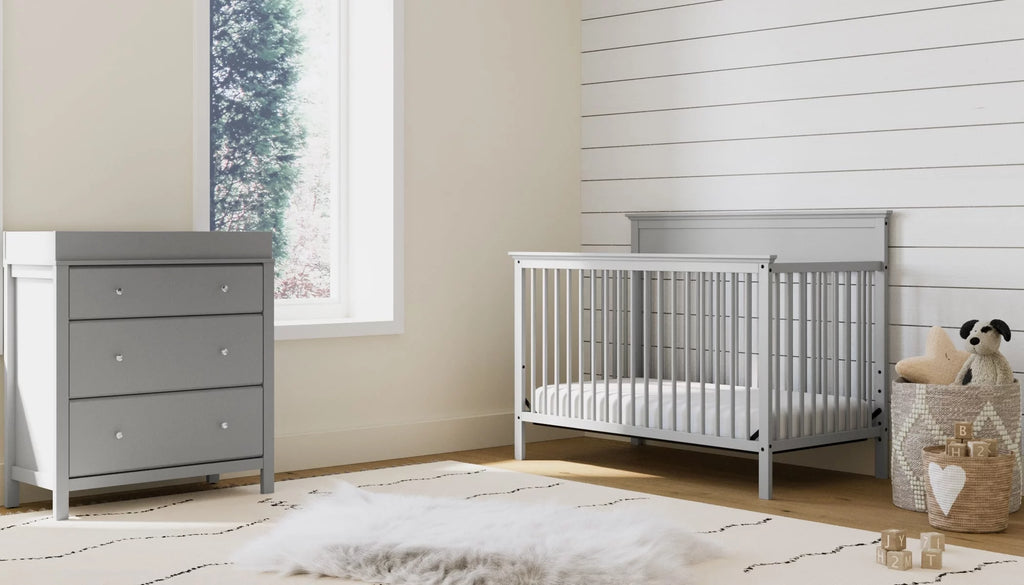 5-in-1 Convertible Baby Crib C50452