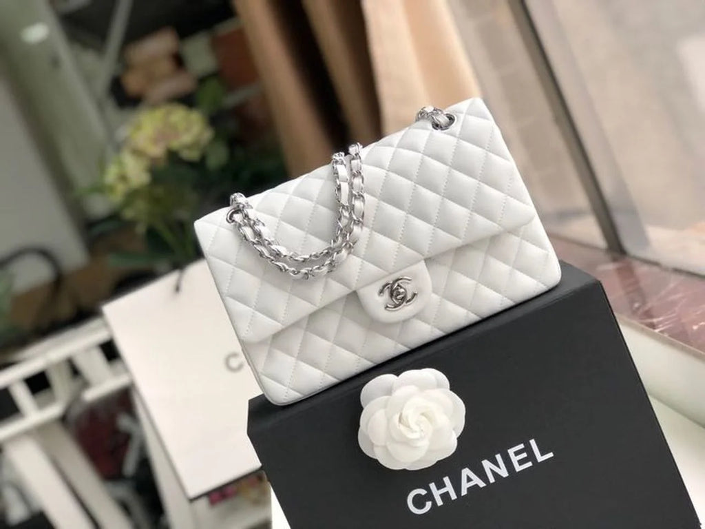 White Classic HandBag G6586